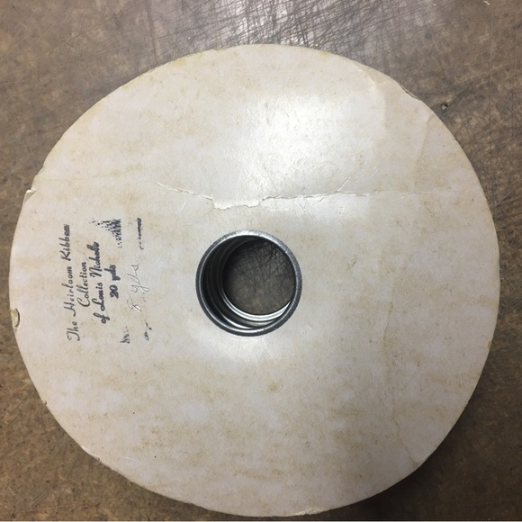 Vintage “The Heirloom Ribbon Collection of Louis Nicole” 8 yards. - Picture 4 of 4